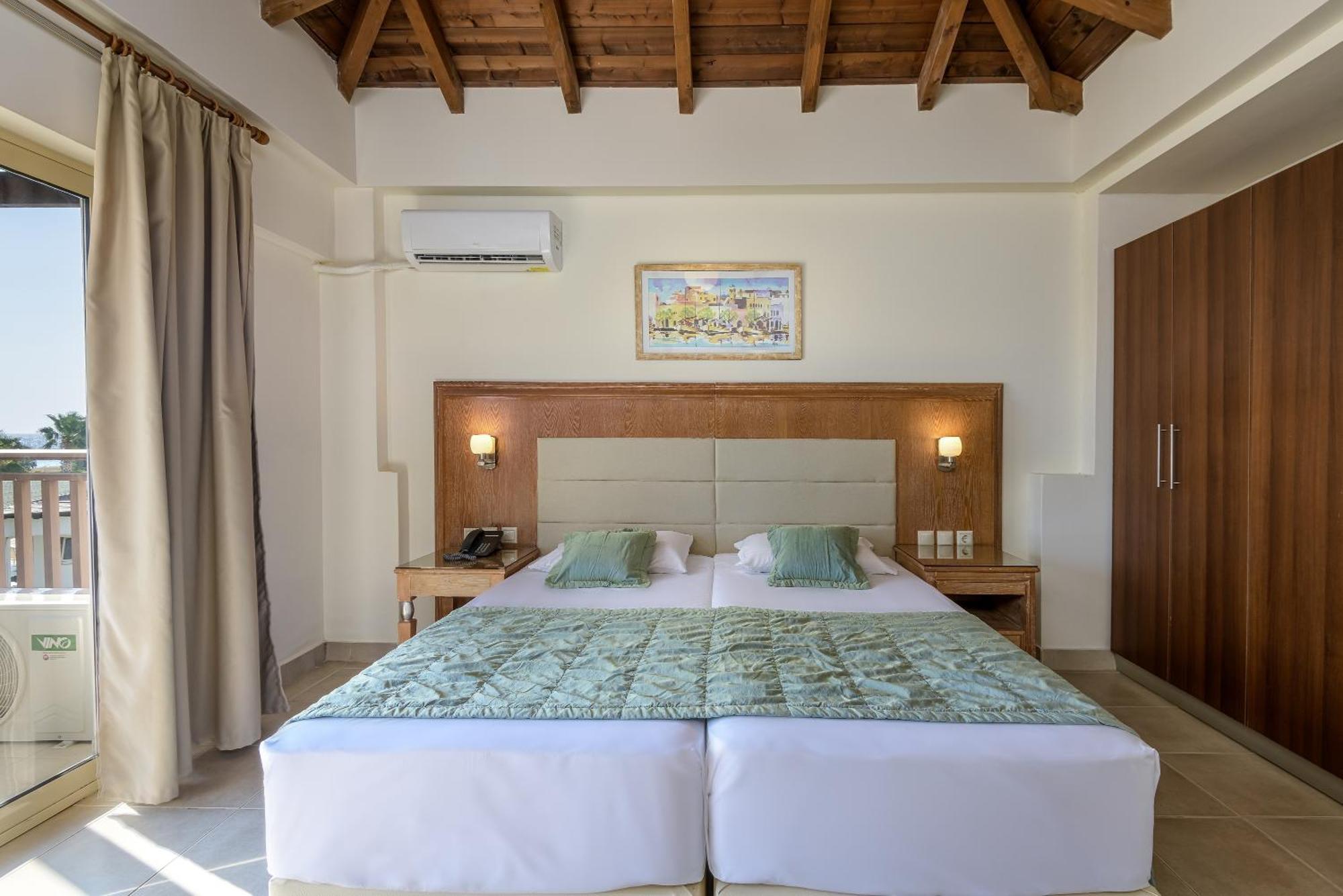 Natura Park Village Hotel & Spa Psalidi  Esterno foto