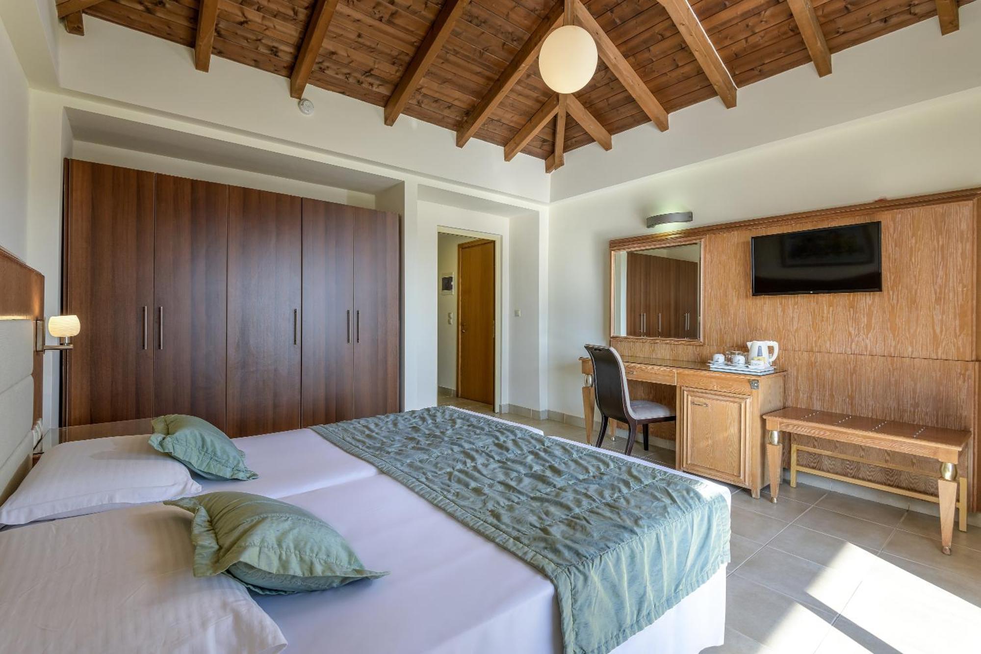 Natura Park Village Hotel & Spa Psalidi  Esterno foto