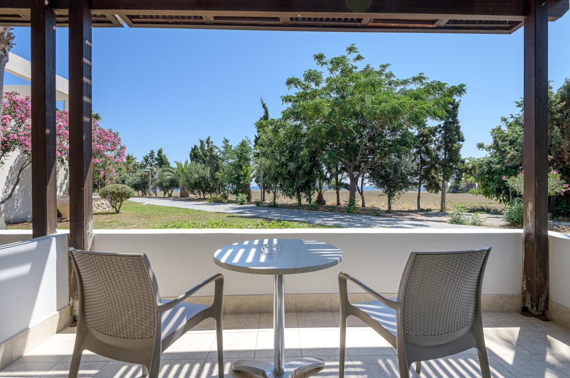 Natura Park Village Hotel & Spa Psalidi  Esterno foto